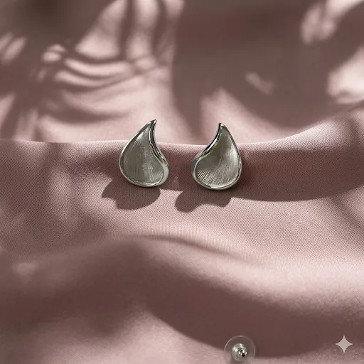 Silver Droplet(1).webp