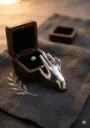 Hand Silver
